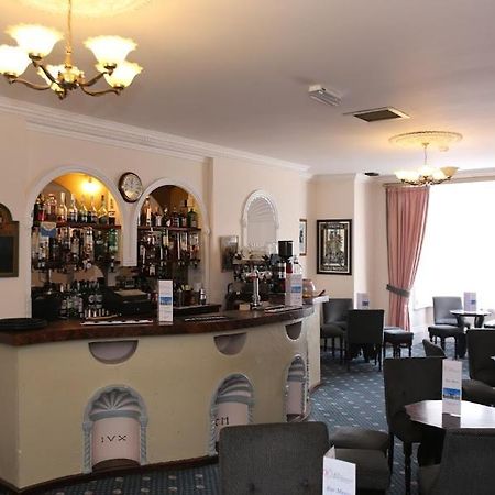 Runnymede Court Hotel Ст. Хейлир Джерси Экстерьер фото