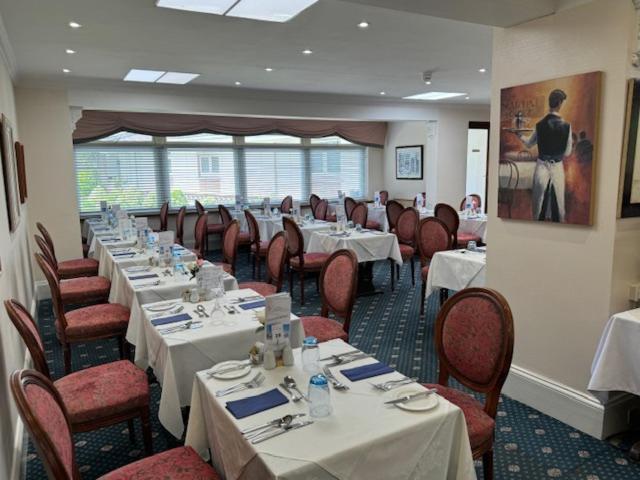 Runnymede Court Hotel Ст. Хейлир Джерси Экстерьер фото
